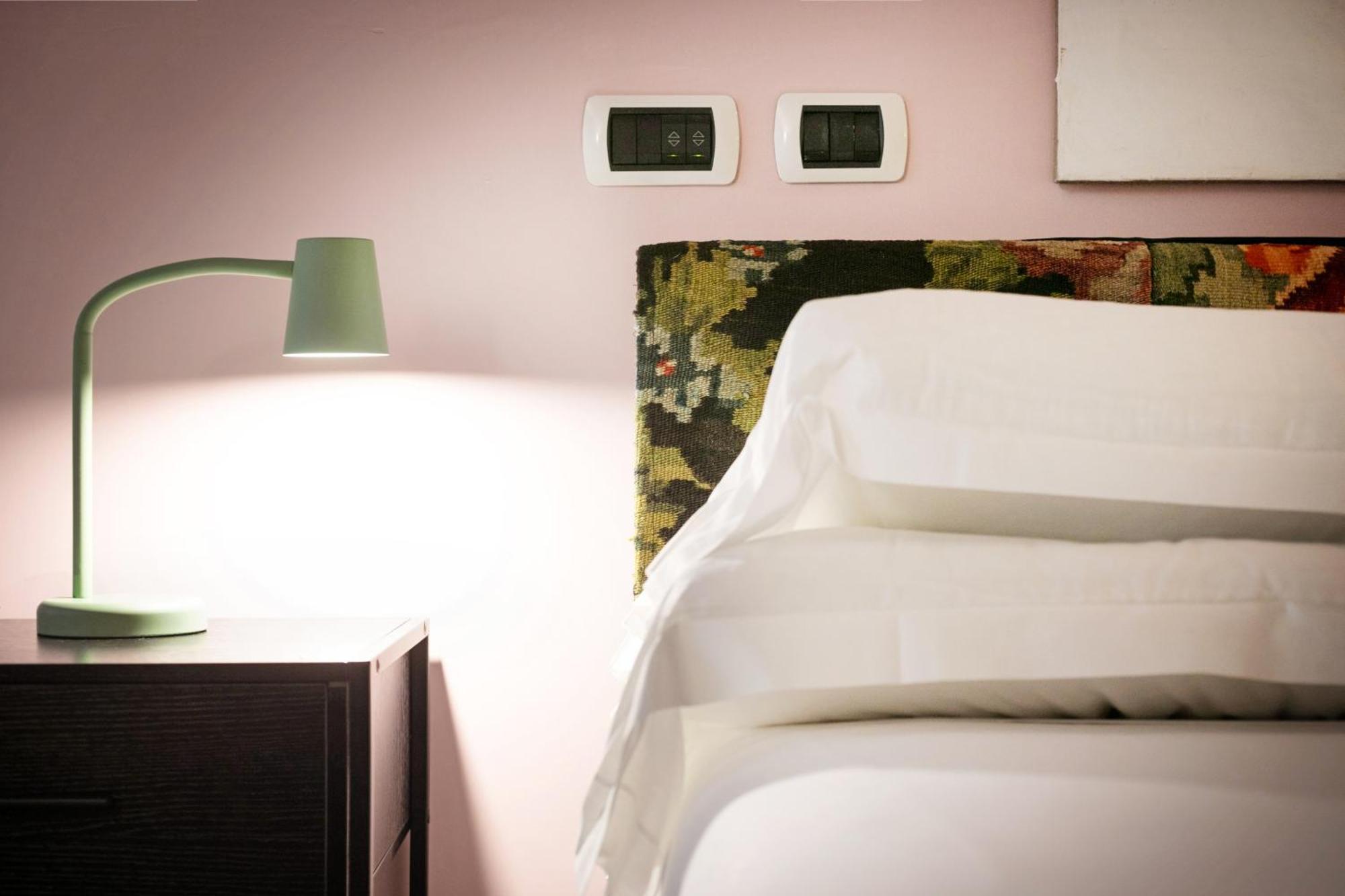 Trasteverehome - Artists Loft With Private Parking In Trastevere
