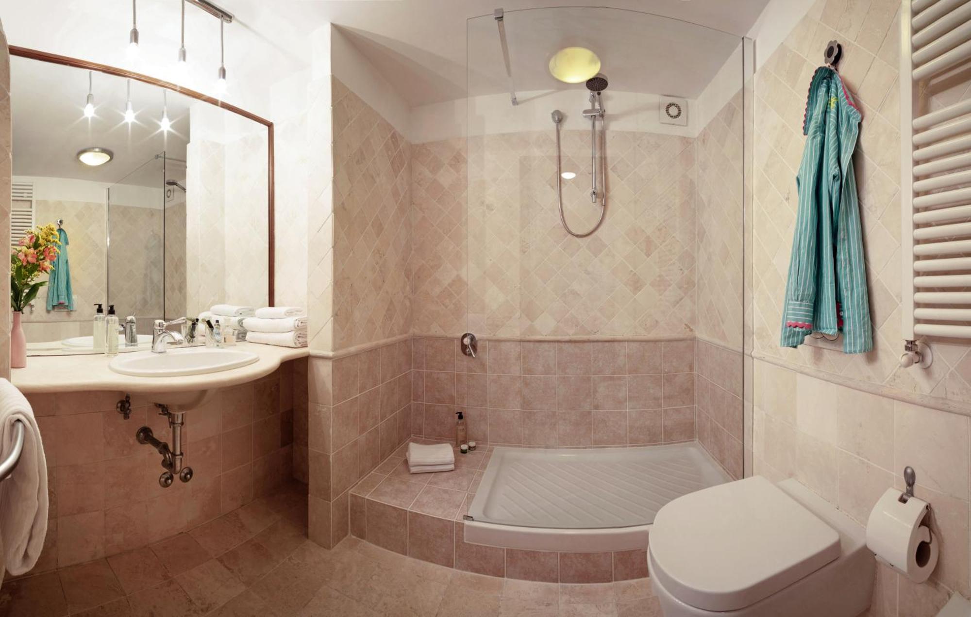 Trasteverehome - Artists Loft With Private Parking In Trastevere Rom