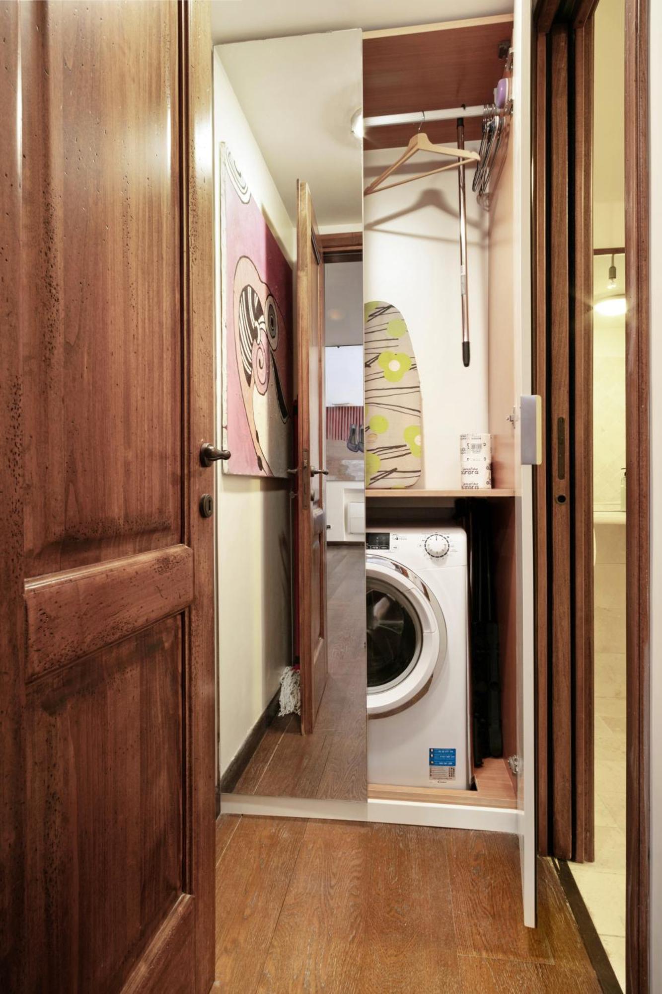 Trasteverehome - Artists Loft With Private Parking In Trastevere