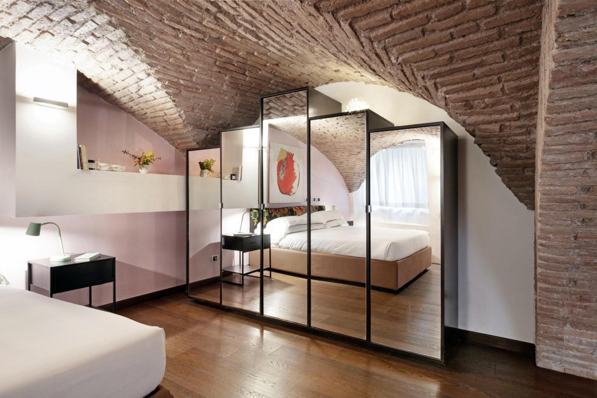 Trasteverehome - Artists Loft With Private Parking In Trastevere * Rom