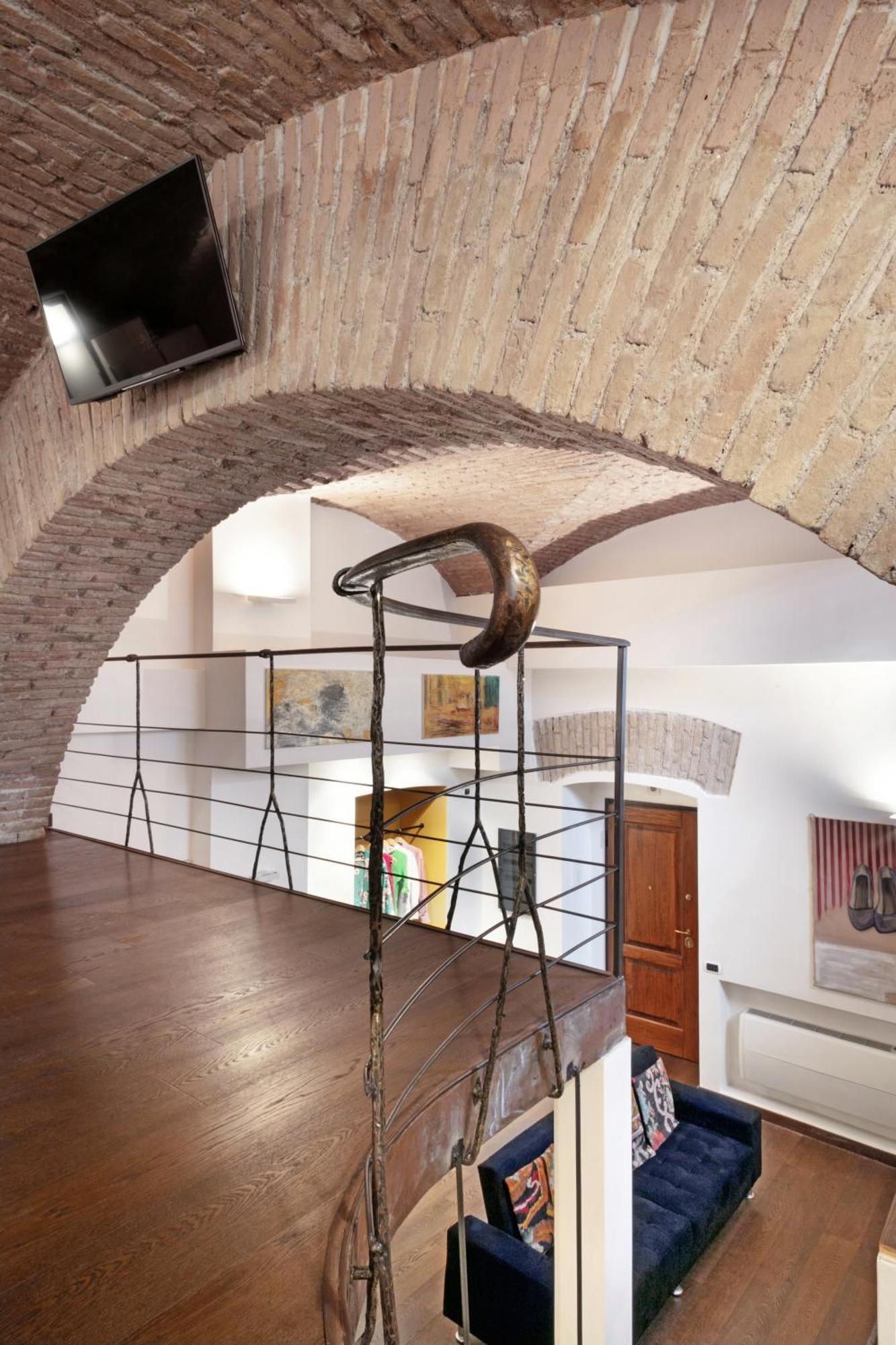 Trasteverehome - Artists Loft With Private Parking In Trastevere Rom